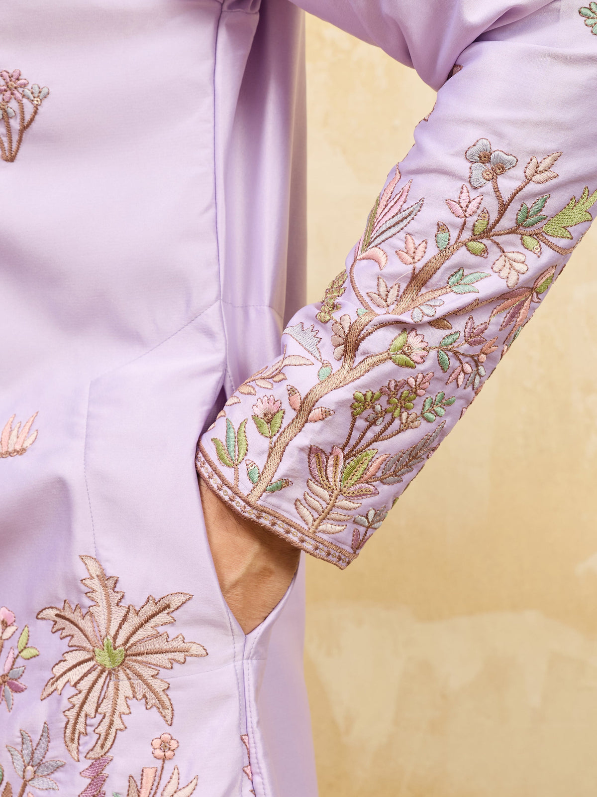 Trendy Lavender Viscose Silk Thread Embroidery Kurta Set