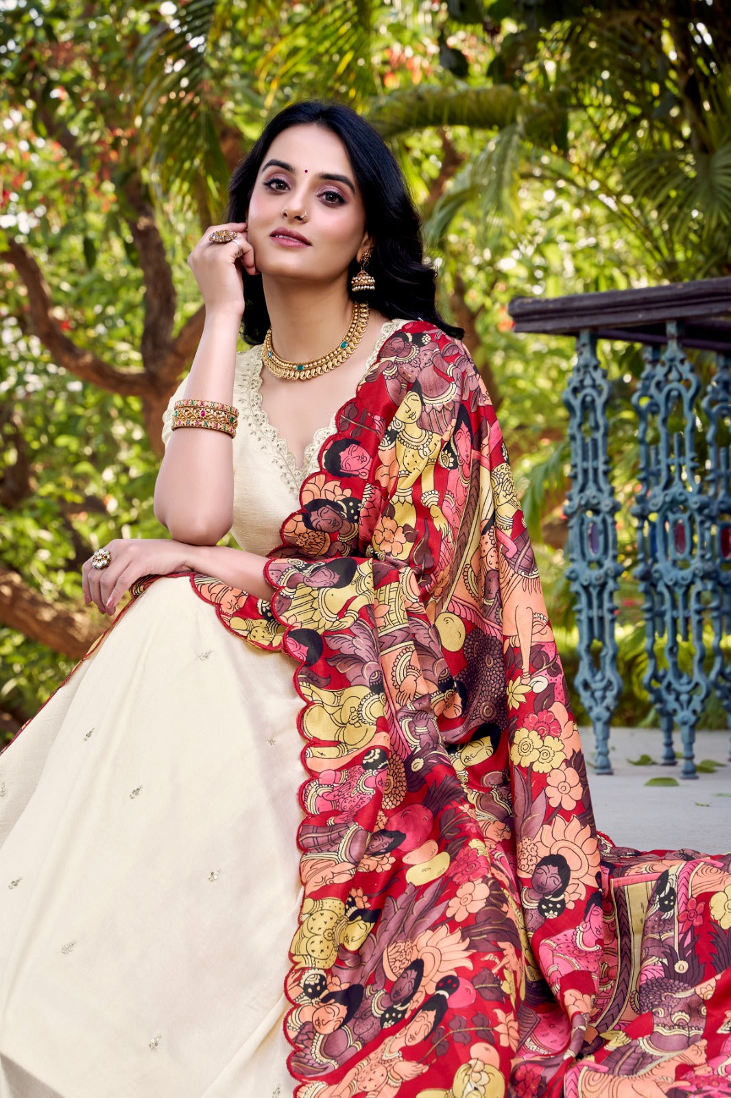 Traditional Glamour in Vichitra Silk Lehenga Choli with Kalamkari Dupatta